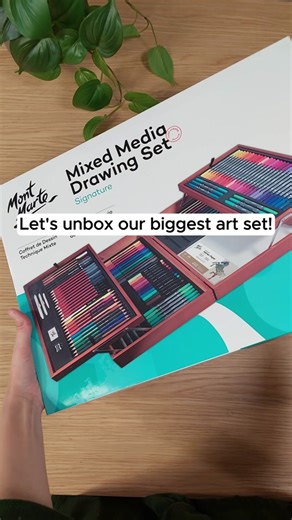 Unboxing the Ultimate Mixed Media Drawing Set