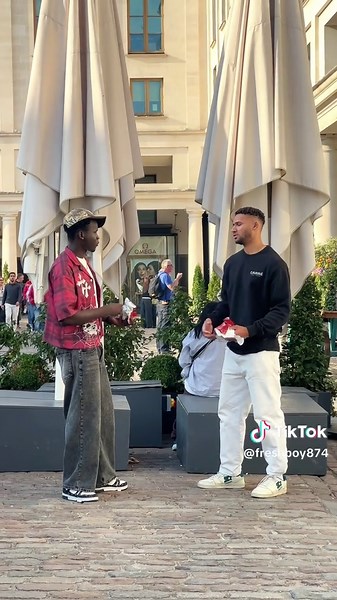 Swapping Chips Prank: Hilarious Reactions Caught on Camera