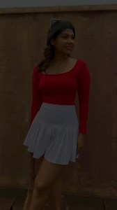 ✨ Easy pairings. Everyday elegance. ✨ Style it your way with our High Waist Pleated Skirt and Long Sleeve Crop Top — a perfect mix of comfort and chic, ideal for casual days, festive outings, and effortless everyday looks. 🎄 10% OFF on all orders until 31st December 🎄 High Waist Pleated Skirt • Price: 2500 LKR (before discount) • Bar Code: 100050030 Long Sleeve Crop Top • Price: 1600 LKR (before discount) • Bar Code: 100130012 💳 Koko | MintPay | Card Payments | Bank Transfer | COD 🚚 Island-w