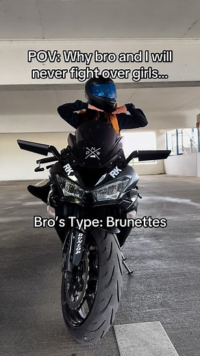 Wawa Moto on Instagram: "I go crazy for the homies @lyryx._ @squidrider_masa"