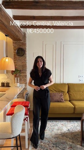 Квартира біля Mercado Central: 2 спальні • балкон • 108 м²