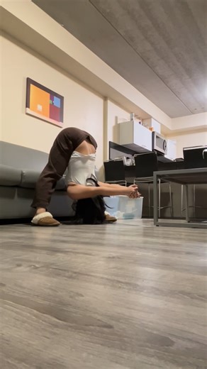 vivi on Instagram: "getting back into the flow of contortion :) been working on getting a stronger more controlled crocodile and eventually a one arm crocodile…but for now let me cheat and do my crocodile to chest stand LOL #contortion #bendy #fyp #reels"
