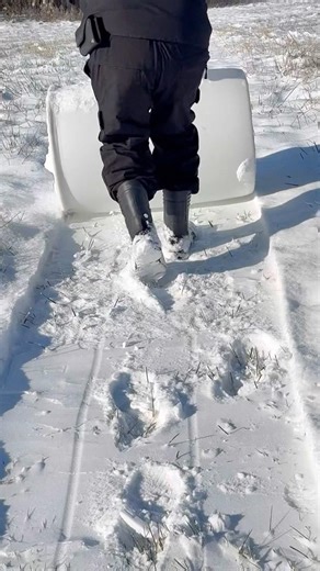 Using a barrel to make a skoo or sled path