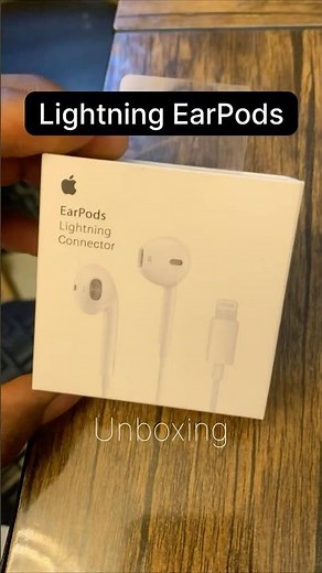 Apple Lightning EarPods - unboxing!