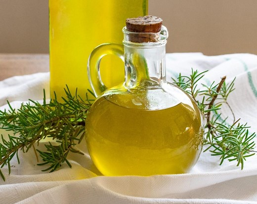 Rosemary Infused Olive Oil Recipe - The Perfect Gift
