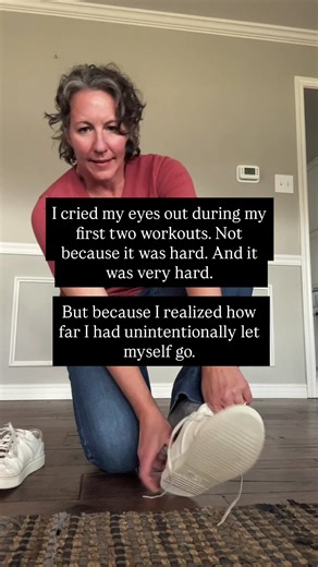 I’m not gonna sugarcoat it. The beginning is always the hardest. The mind plays tricks on you, wanting you to stay comfortable even though your heart desires something completely. For years, I used motherhood as an excuse not to take care of myself. And it really wasn’t an excuse. It was my reality. Everyone needed me most hours of the day. I’m sure you can relate. But in my 40s, when everything was changing because of menopause, I felt I had this now or never moment. I didn’t want to further lo