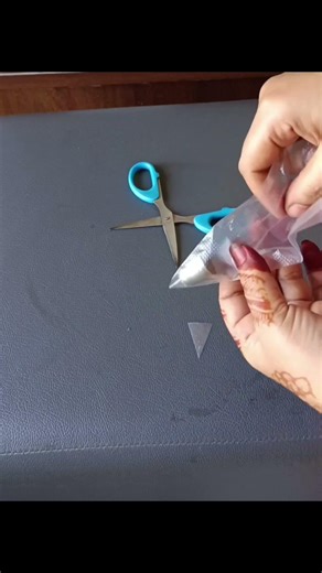 How To Insert Nozzle in Piping Bag | Beginner Cake Decorating Tutorial