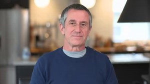 Le chef enseignant Alain Rémillieux vous explique comment décortiquer facilement un homard sans pertes ni dégâts! | L'épicerie