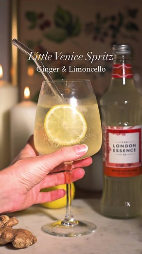 Inspired by one of London's most charming neighbourhoods, this spritz captures that perfect canal-side moment. Our Ginger Beer adds just the right amount of warmth and spice to balance the zesty Italian limoncello🍋🫚 The recipe: • 1/2 oz vodka • 1/2 oz limoncello • 1 oz London Essence Ginger Beer • 2 oz prosecco • Fresh lemon slice Sometimes the best way to explore London is one sip at a time. Let us know if you try it for yourself🥂 #gingerspritz #londonlife #spritzrecipe #cocktailrecipe #spri