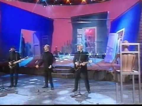 BEE GEES - Alone "Wetten Dass" 1997