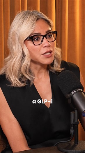 The Neuro Experience on Instagram: "Using a GLP-1 medication long-term is NOT a failure 💥 It’s a game-changer for sustainable weight loss! Obesity is NOT about willpower. It’s a complex, multifactorial disease. Quick diets may help you lose weight, but keeping it off is the real challenge. GLP-1s help you maintain results safely and effectively. ⚡ 💬 Comment HORMONES below and we’ll DM you the FULL episode!"