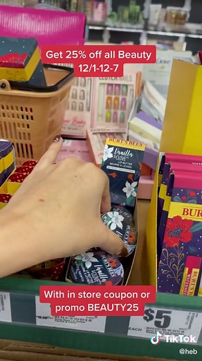 Let’s start gift #shopping at #heb 🛍🛒 Don’t forget to use in store coupon or promo code BEAUTY25