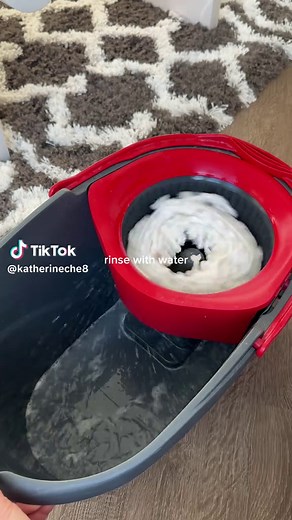 Effective Tips to Keep Your Mop Heads White and Clean