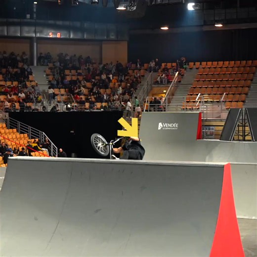 FISE Vendée 2026 : un show inédit au Vendéspace 📅 3 & 4 avril 2026 Vivez un week-end 100 % BMX & Trottinette Freestyle indoor avec les meilleurs riders nationaux et internationaux réunis pour un spectacle exceptionnel. 🎟️ Billetterie ouverte 👉 Réserve ta place dès maintenant | FISE