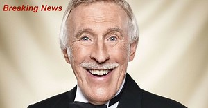 Sir Bruce Forsyth: TV Legend Dies Aged 89