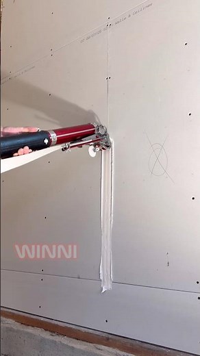 Mudding is EASY! Level 5 Automatic Tapper #diy #tools #construction