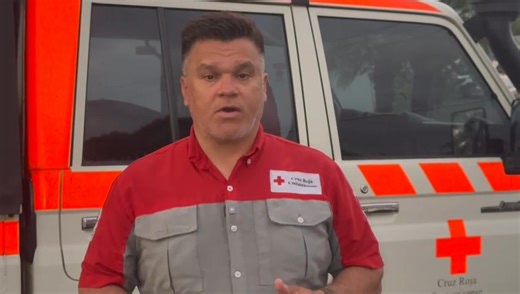 La Cruz Roja Costarricense confirma una persona con vida en el accidente aéreo ocurrido esta tarde en Puerto Jiménez, se trata de un piloto de una avioneta que se precipitó a tierra. Luis Rodríguez Estrada, Coordinador Operativo Nacional CRC #TvSur #CruzRoja #AccidenteAereo | Tv Sur Pérez Zeledón