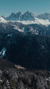 From the first flake to the final stretch, our accessories are built to handle the elements like a pro, designed for your next Volvo adventure. Slide the skis into the Retractable Holder, load the Roof Box, and leave the rest to the road. | Volvo Car USA