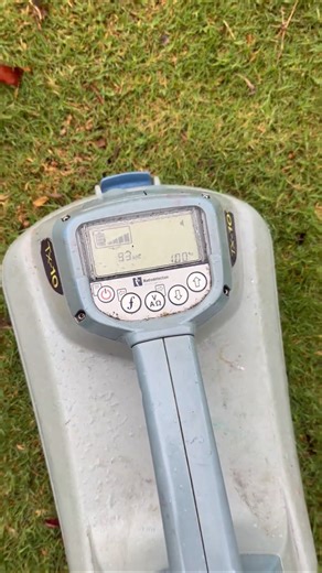 Pipe and Cable Detection using Electromagnetic (EM) Locating Equipment