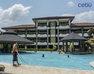 Cebu Westown Lagoon: Mandaue's Lively Water Park