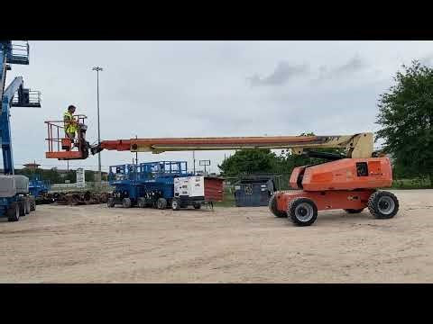 JLG 800S BOOM LIFT