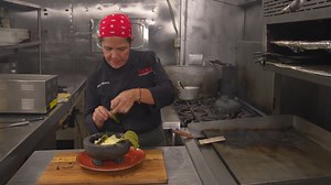 How can so much deliciousness fit in ONE bowl, @ZocaloATL?! 🤩 #FoodParadise > All-New Tonight at 10|9c | Cooking Channel