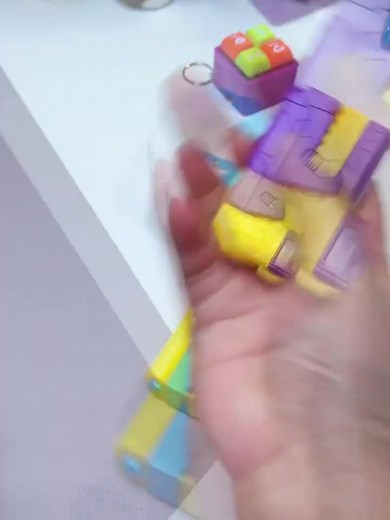 Gyro Toy Gun for Christmas: Unboxing and Playtime Fun!