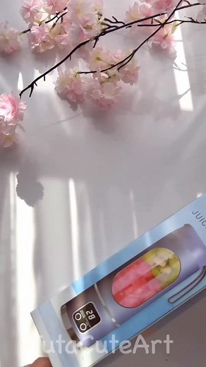 DIY Cute pen holder 💕✨ . . #diy #craft #diyideas #handmade #tutacuteart #diycrafts | Tuta Cute Art