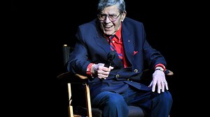 Comedy Legend Jerry Lewis Dies at Age 91