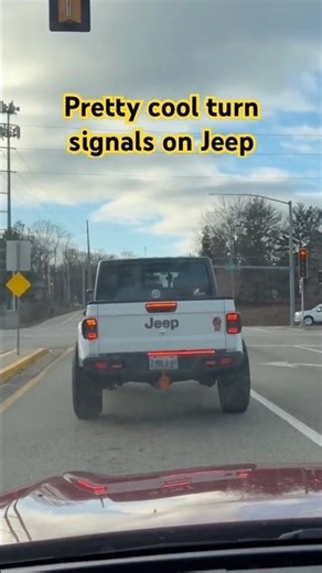 Cool turn signals on Jeep! #jeep #omg #automobile #viral