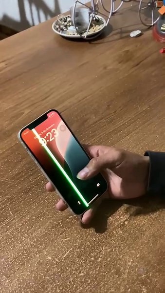 Se ve que si le sabes Luisito 🤣🤣🤣 #display #iphone #viralvideo | iphone