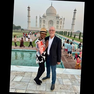 Hello, my gorgeous Wardrobe Warriors! Justin & I are home from our trip of a lifetime to India — finding inspiration EVERYWHERE — and we've been dying to show you the highlights. Enjoy! 💋 PS - Have you been to India? Would you like to go there? | Renee Greenstein