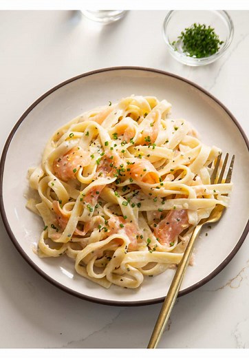 Episode 9 - Dinners With The Audacity. This dinner uses a really simple selection of ingredients and tastes way fancier than it is. If you’ve never added smoked salmon to pasta, this won’t be your last time. The recipe has just landed on the blog, where you can easily search and save it (smoked salmon pasta). See you for the 10th and final recipe! Enjoy 😁 Chris x