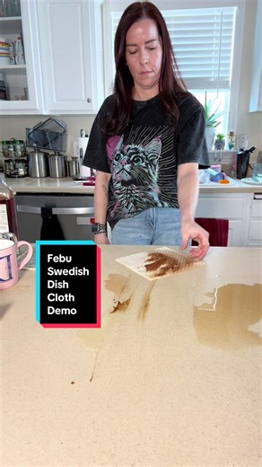 Replying to @M febu Swedish dish cloth demo. •chemical free •non scratch •washable •reusable •eco friendly •1 cloth = 17 paper towel rolls •soaks 20x weight •biodegradable #swedishdishcloths #swedishdishtowels #washcloth #tiktokshopcreatorpicks #tiktokshopstockup