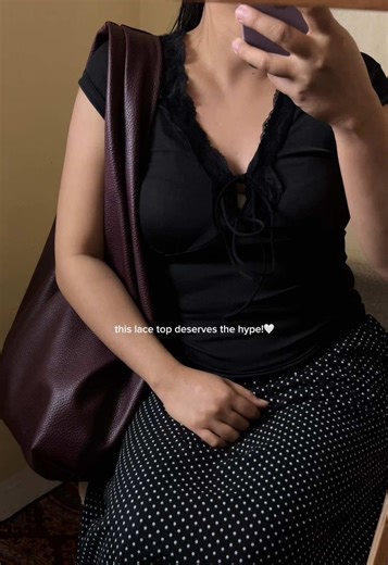 Stylish Lace Tops for Women: Outfit Ideas