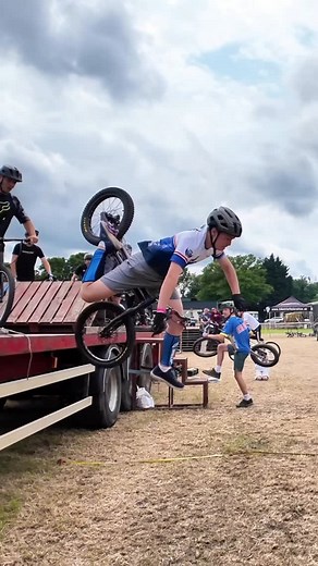 The Shin Dig on Instagram: "Caption this ⁉️ 💥 Thankfully @liams_trials walks away unharmed ❤️‍🩹 #bikefail #faceplant #chainsnap #captionthis"
