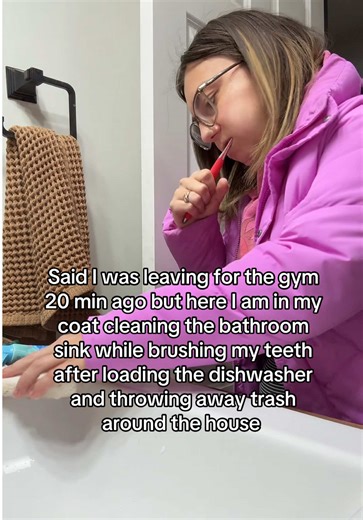 For those wondering- I did indeed, finally make it out of the house and to the gym 😂 Just a girl, mom things, women with adhd