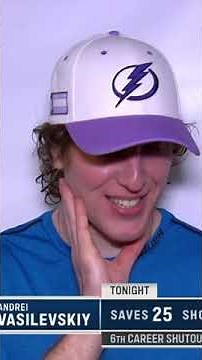 Reporter Farts During Hockey Interview 😂