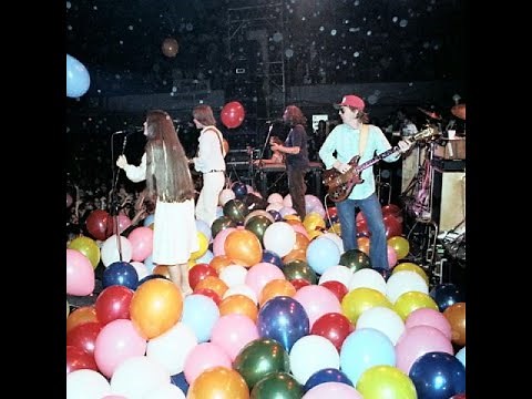 Grateful Dead [1080p HD Remaster] December 31, 1977 - Winterland Arena - San Francisco, CA