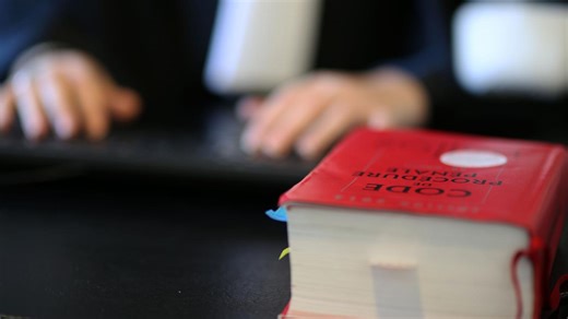 Ivre, il tente d’échapper à la police en quad et percute deux voitures à Château-Thierry