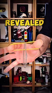 18K views · 277 reactions | Molecular Chain Magic Trick Explained 彩 #foryou #reels #magic #tricks #magician #magictricks #trend | The Mask Magic Tricks | Facebook