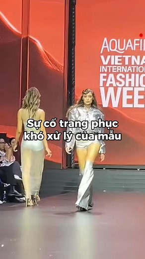 1.2M views · 2.9K reactions | SỰ CỐ TRANG PHỤC KHÓ XỬ LÝ CỦA MẪU. Đây...