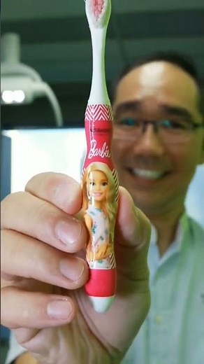 ‪@DentalDigest‬ ‪@DoctorTristanPeh‬ Barbie Toothbrush & Colgate Optic White Renewal Toothpaste!