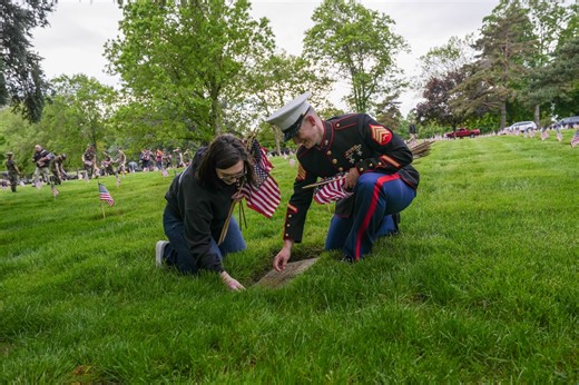 Memorial Day 2025: Events, ceremonies, what government offices, services are open/closed