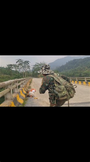 A retired female soldier returns home and finds a one-year-old child abandoned by mothe #trieulinh