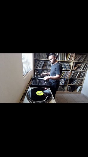 Mid Tempo Tracklist by DJ Glen Lewis