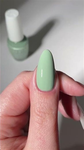 This polish? She’s a natural. 🌱 Which new Nature Strong plant-based shade do you wanna try? #shorts