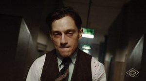"Babylon Berlin"-Song stürmt die Charts – darum ist "Zu Asche, zu Staub" so gut