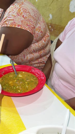 Noche con las patronas en los mejores tacos de Acapulco.