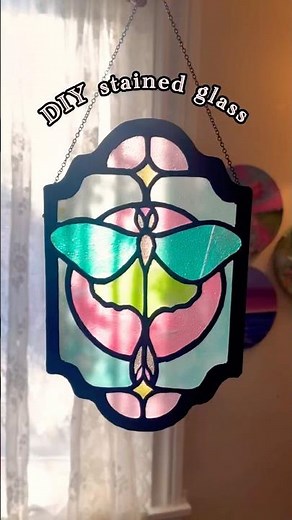 Stained glass effect using glue 🪟✨🪩 #artidea #diy